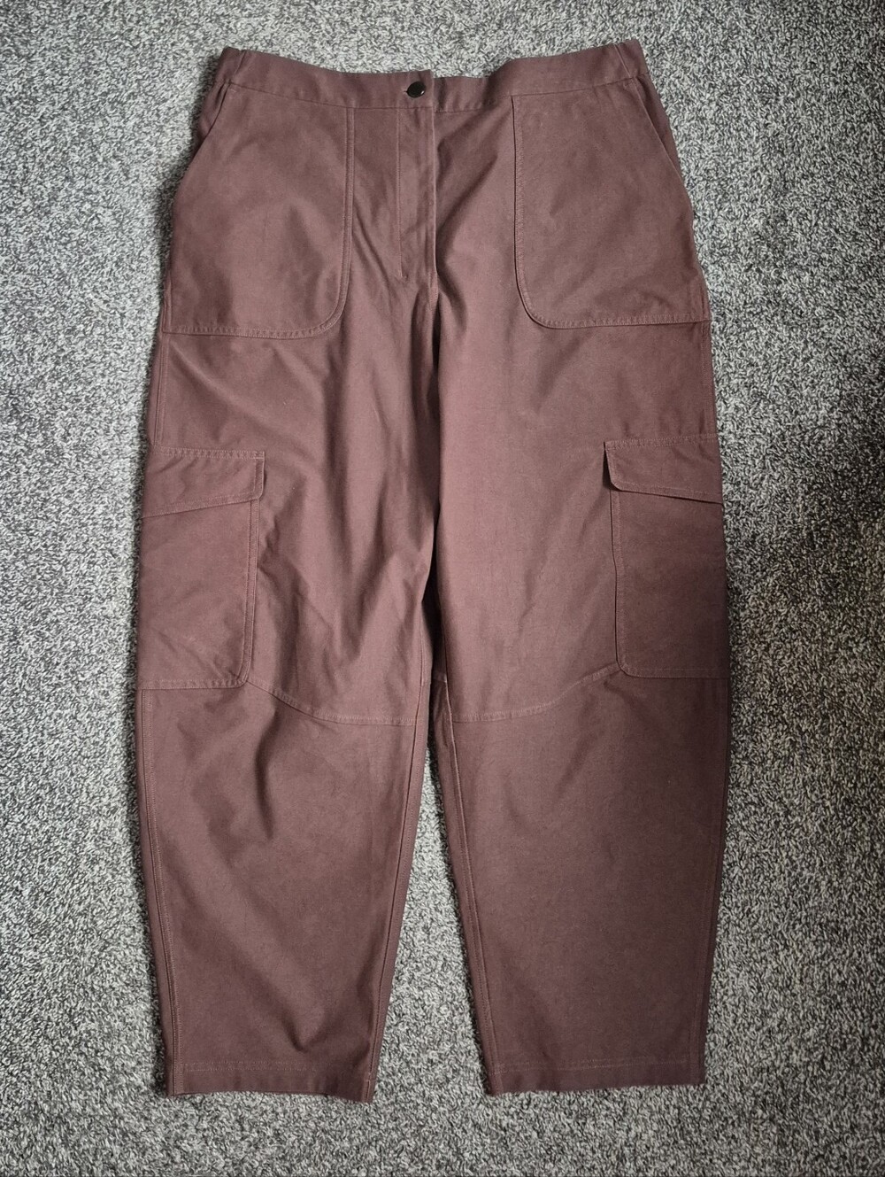 Lululemon Light Utilitech Cargo Pocket High-Rise PantJava - Picture 8 of 8